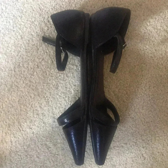 Mio Marino Black Flats - Picture 3 of 6